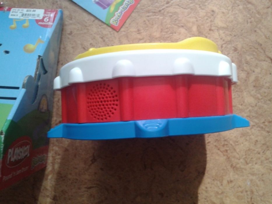 Интерактивный барабан Playskool деткам от 6 мес музыка ритм игра