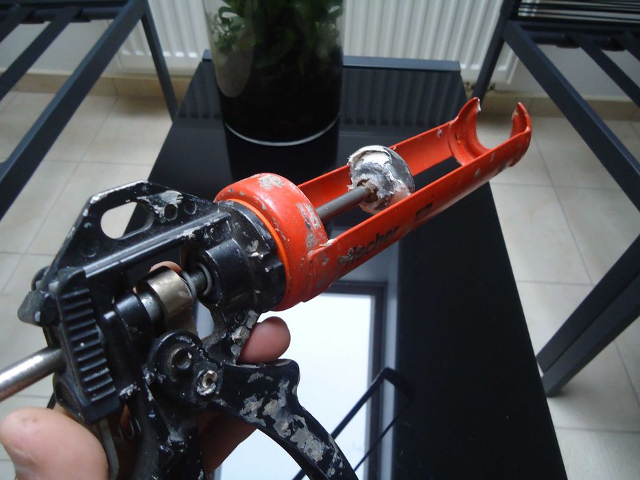 Fischer pistolet budowlany wyciskacz do silikonu