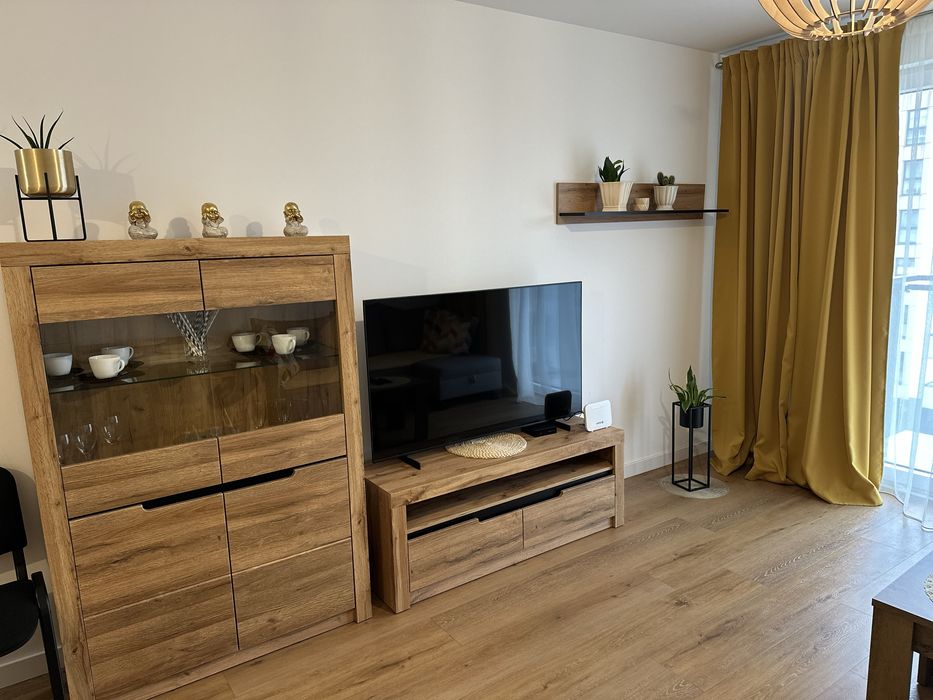 2pokojowe mieszkanie z podziemnym miejscem parkingowym b.blisko morza