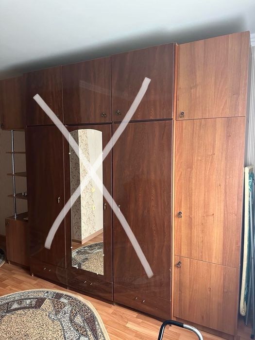 Пенал, стінка, столик під телевізор