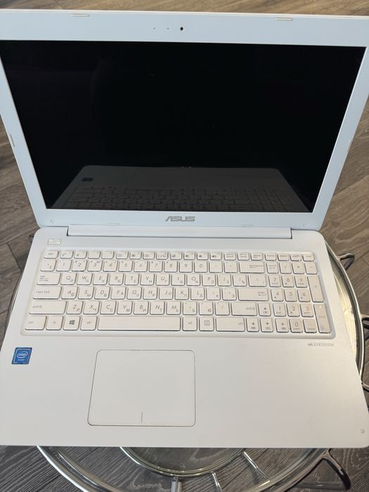 Продам ноутбук ASUS E502N под ремонт
