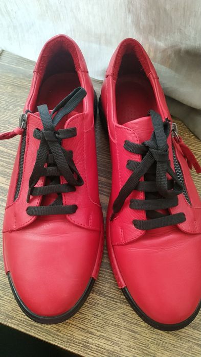 Кожаные красные кроссовки Spring Step Yana Shoes 38