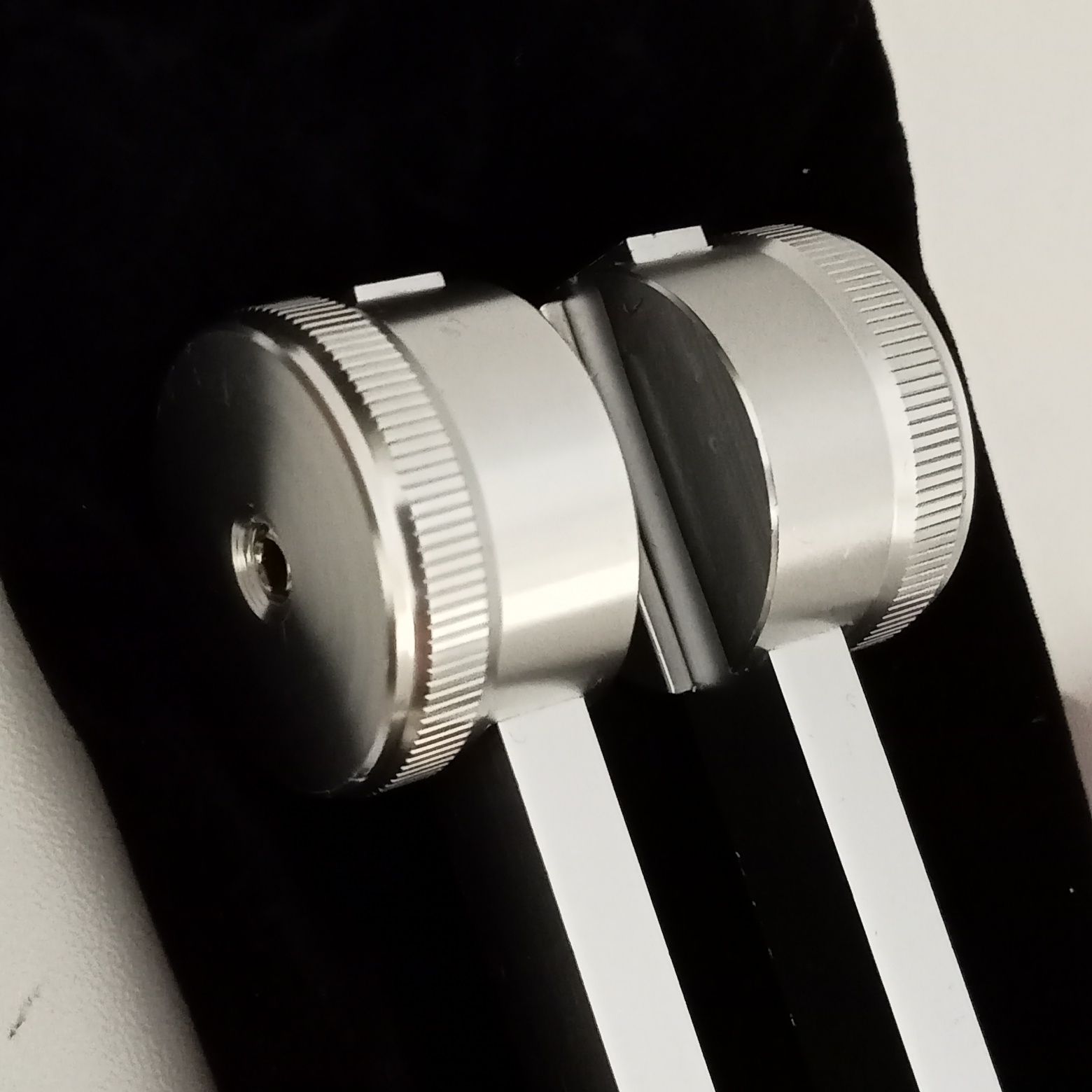 Kamerton 128 Hz masaż wibracyjny