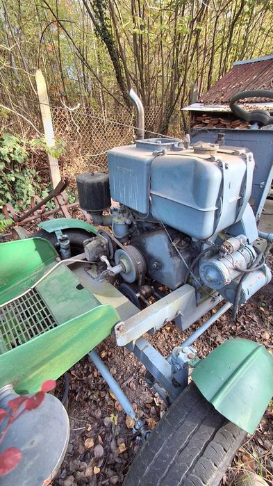 Ciągnik rolniczy marki SAM silnik ESA podnośnik sprawny z osprzętem