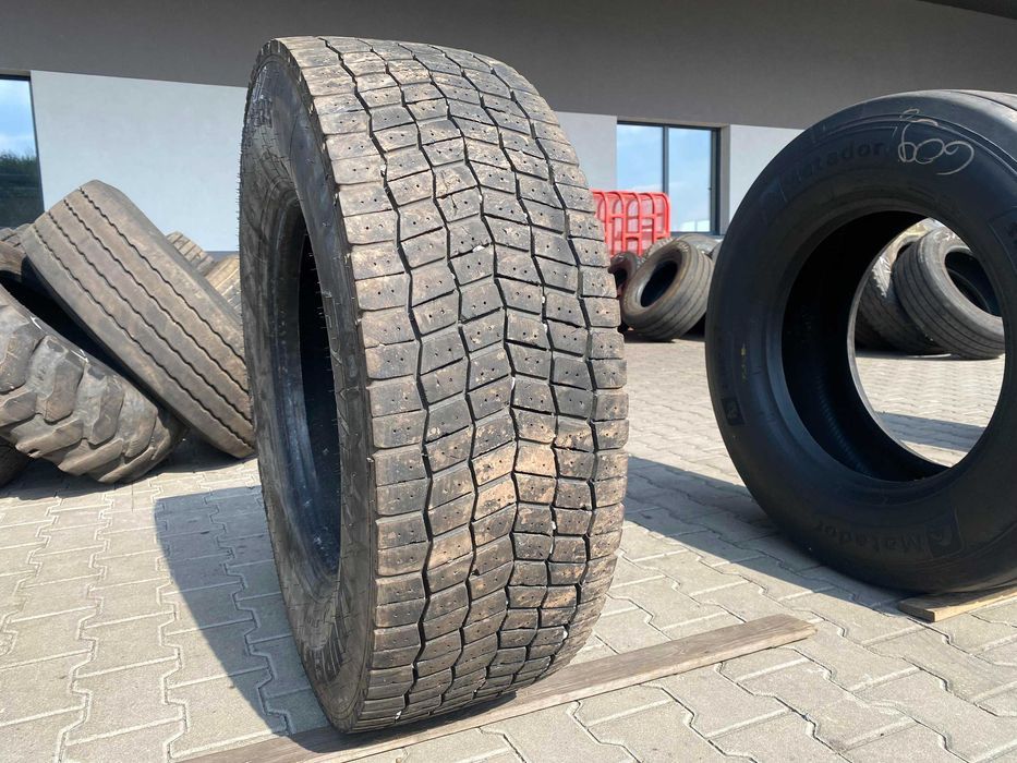 315/70R22.5 Opona PNEU LAURENT PLDE MW 3D 9-10mm Napęd