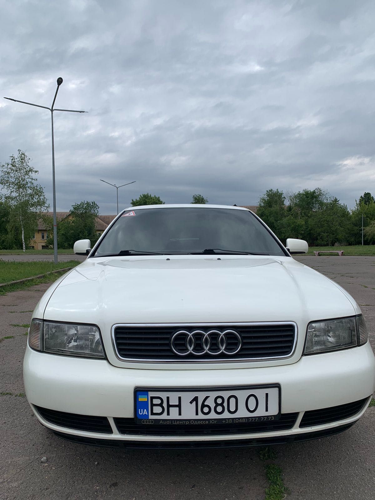 Продам автомобиль  AUDI/A4