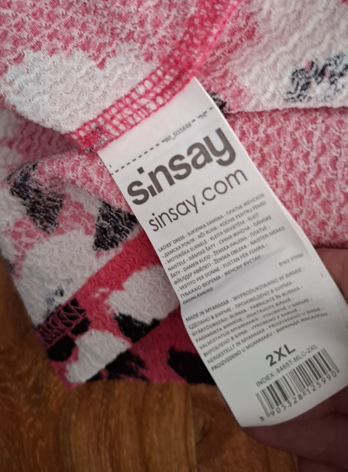 Nowa sukienka maxi w kwiaty XXL Sinsay