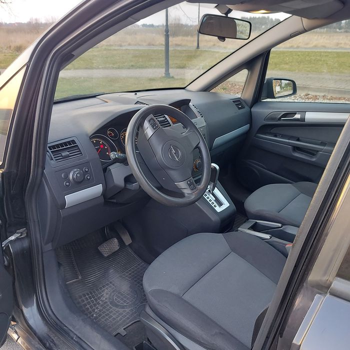 Opet Zafira B / AUTOMAT/Zadbany/1.9cdti