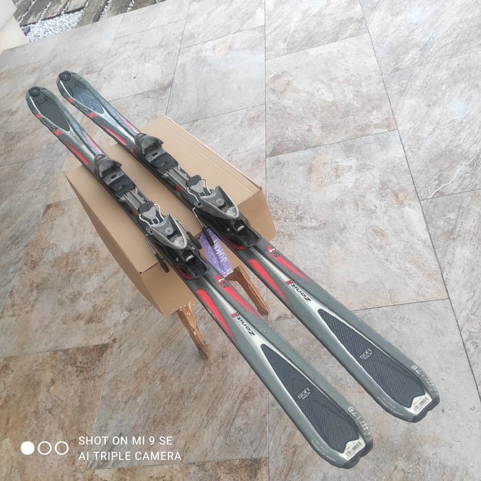 Narty Rossignol 178