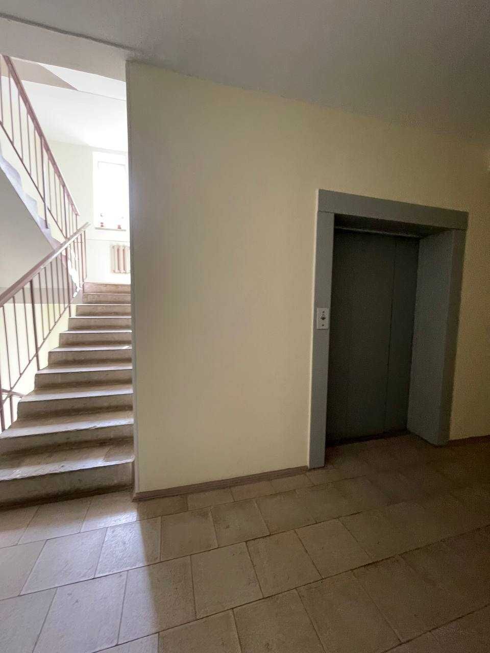Продам 3 к квартиру 93 кв.м. на Титова/Строителей/Суворова/Аполло/Поля