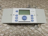 Sterownik regulator mikroprocesorowy Honeywell
