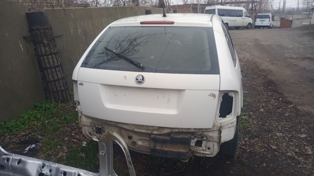 Skoda Fabia 1.2 бензин разборка
