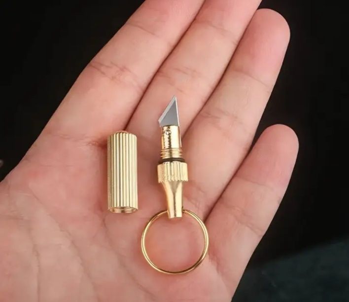 Мини нож .для вскрытия посылок. Коробок