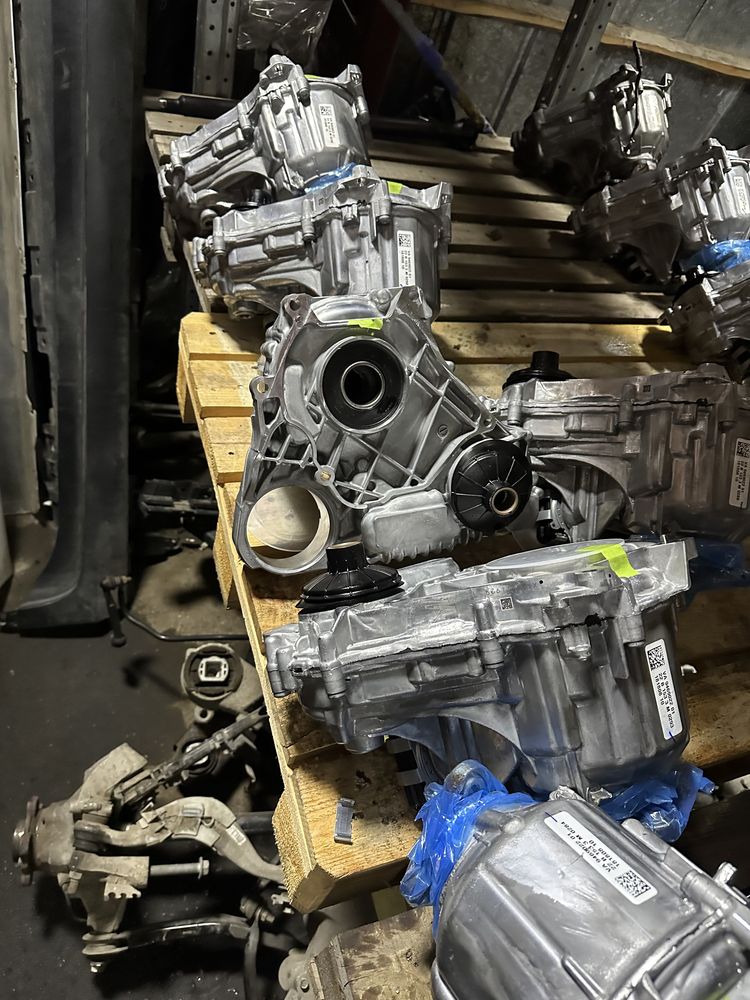 BMW ATC13 роздатка g05/g06/g20/g30/g01/g02/ нова бмв  раздатка атс13