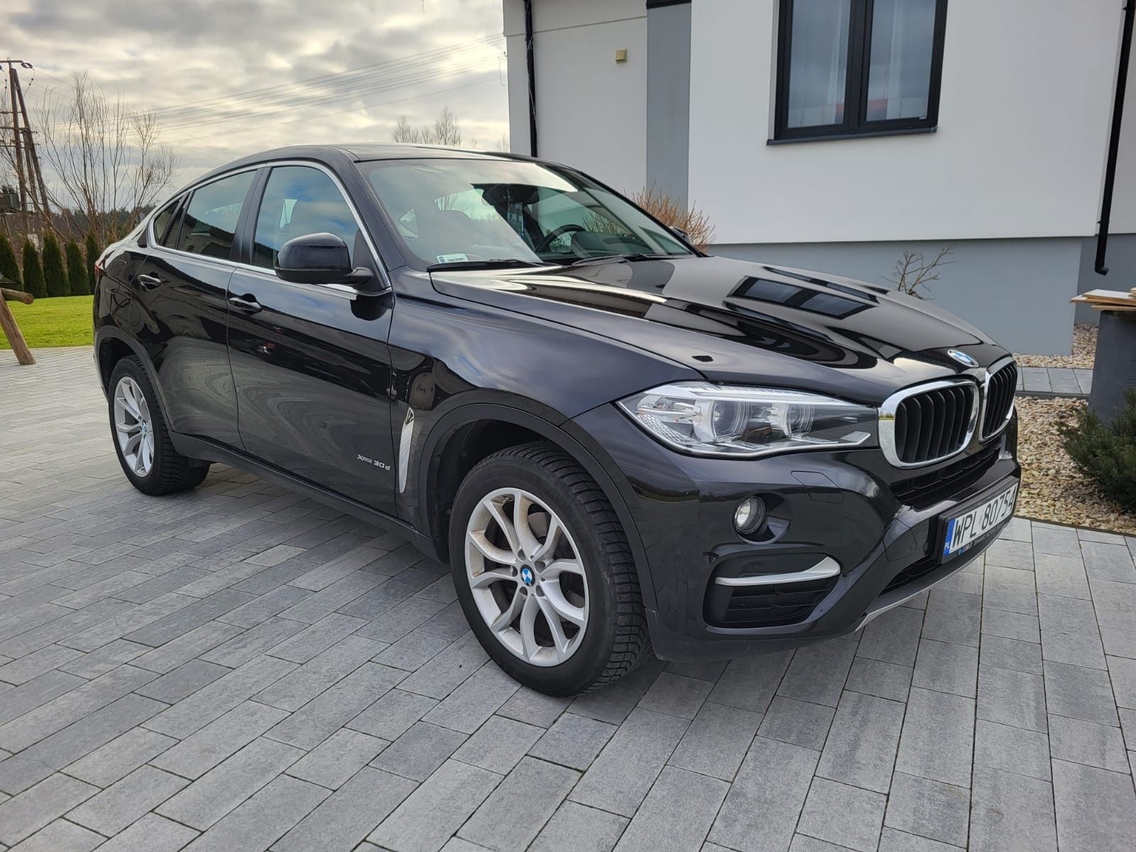 Piekne Bmw x6 od osoby prywatnej