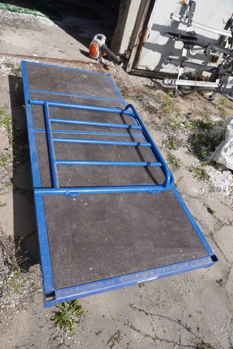Wózek platformowy magazynowy Variofit 1,2t 1 burtą sw-2002 - RAL 5010
