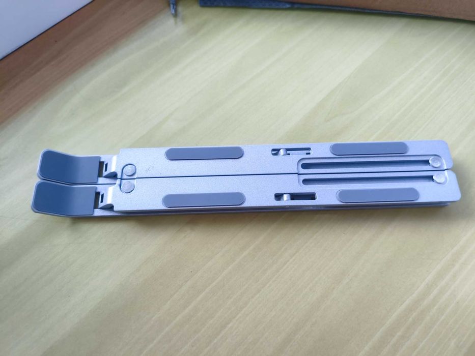 Składana podstawka aluminiowa pod laptop , tablet