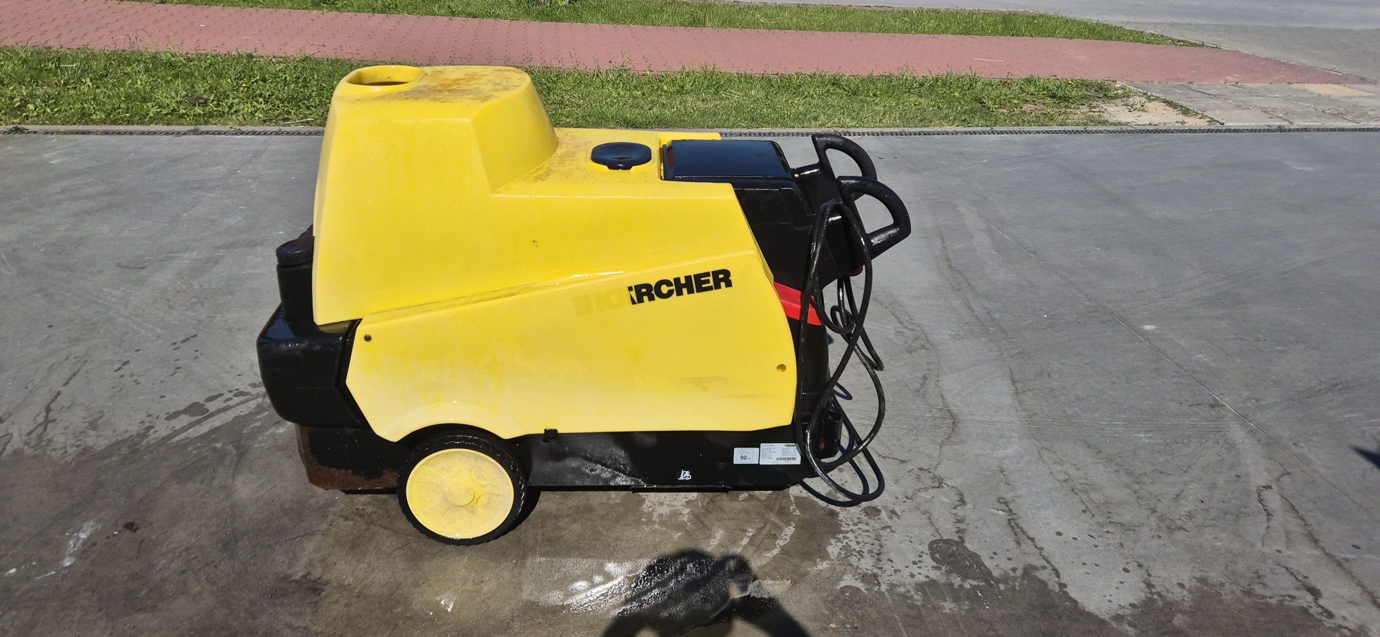Sprzedam myjkę ciśnieniową karcher hds 2000 super