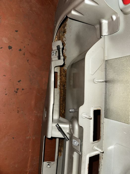 Задняя дверь (ляда) passat b6