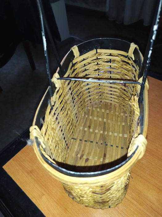 Cesto em palhinha