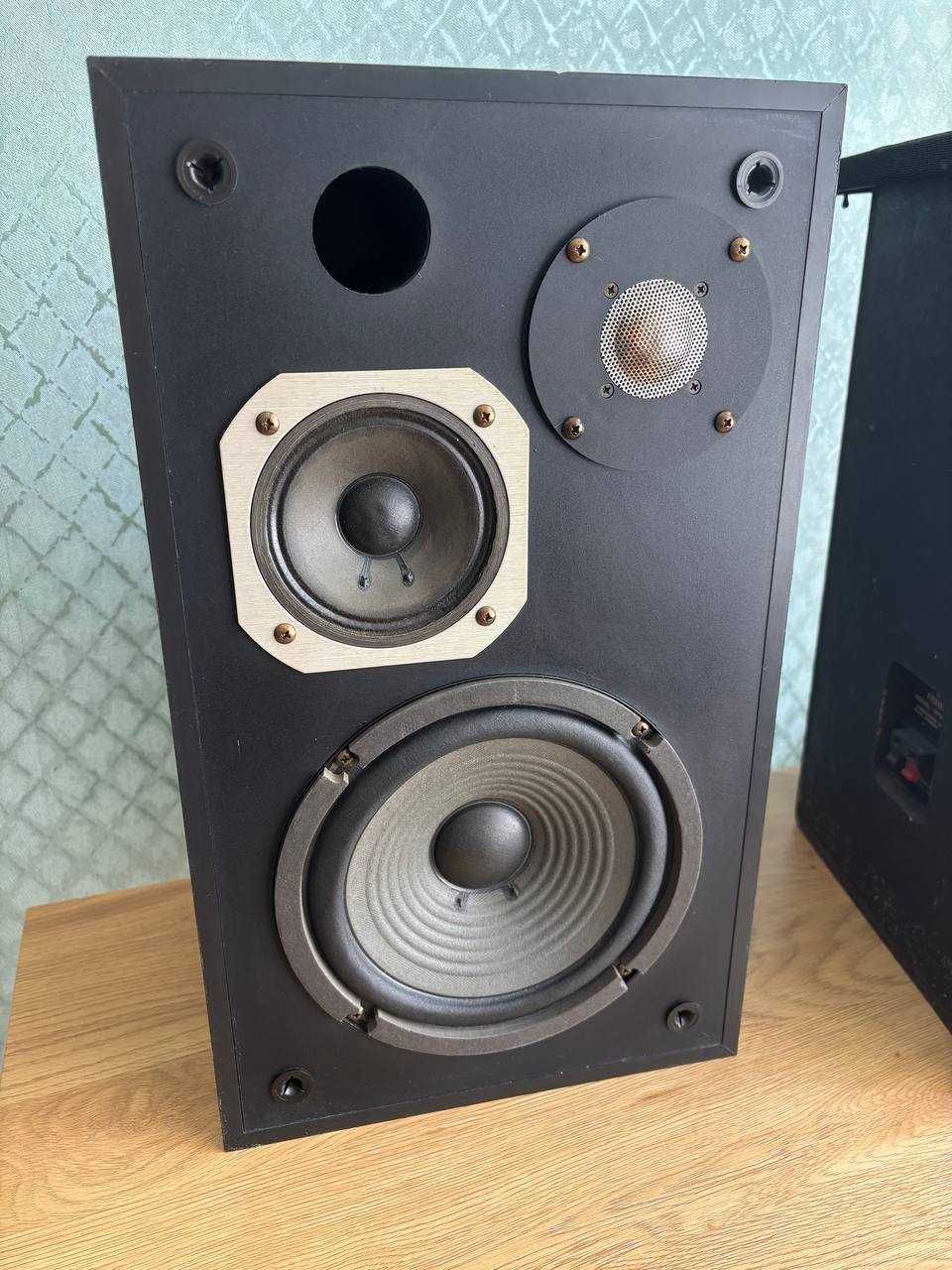 Колонки FISHER STE-2070