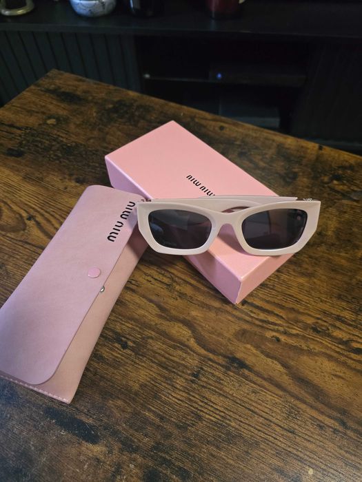 Miu miu okulary przeciwsłoneczne
