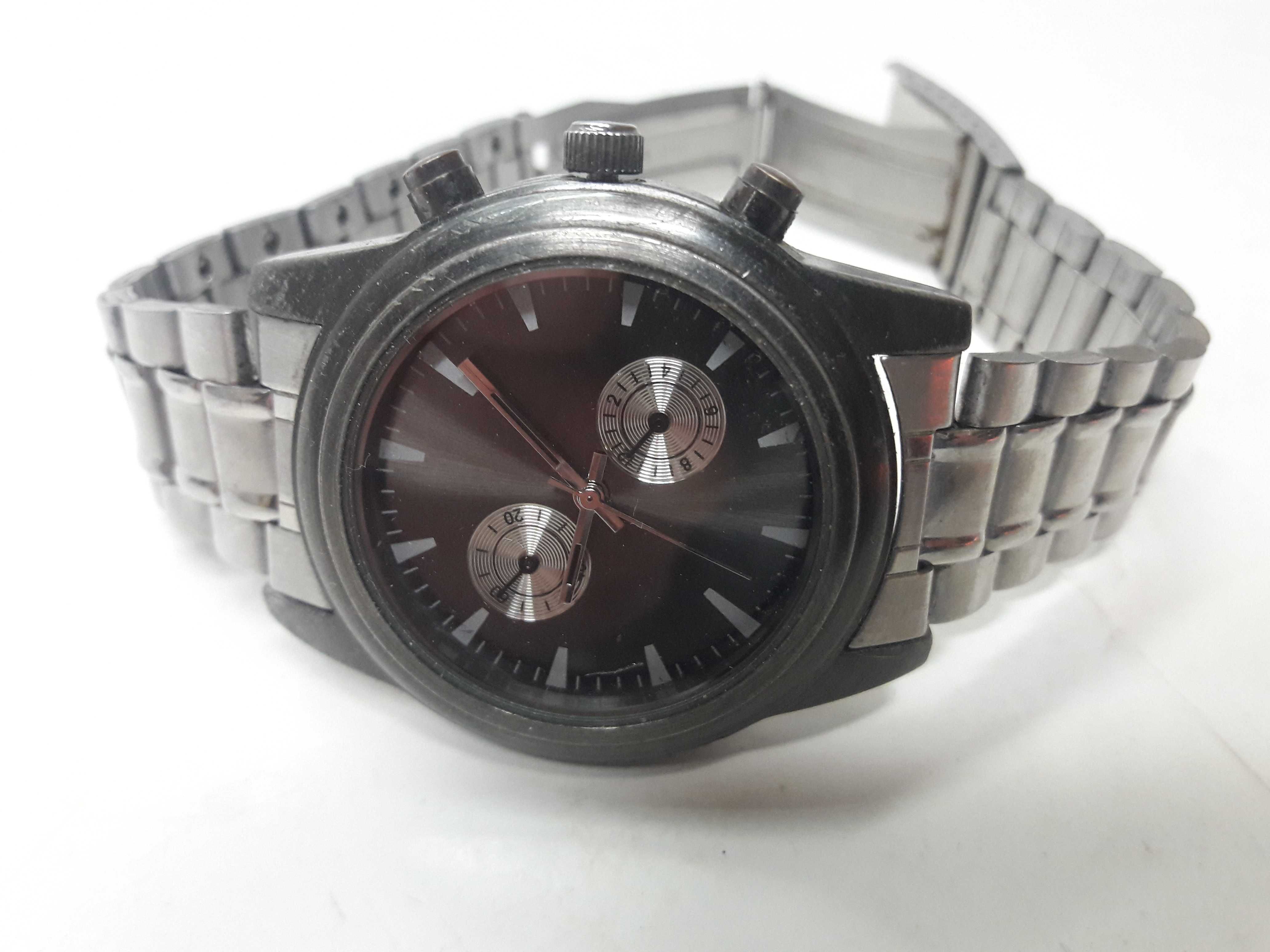 Zegarek kwarcowy SR626SW  srebrny kolor