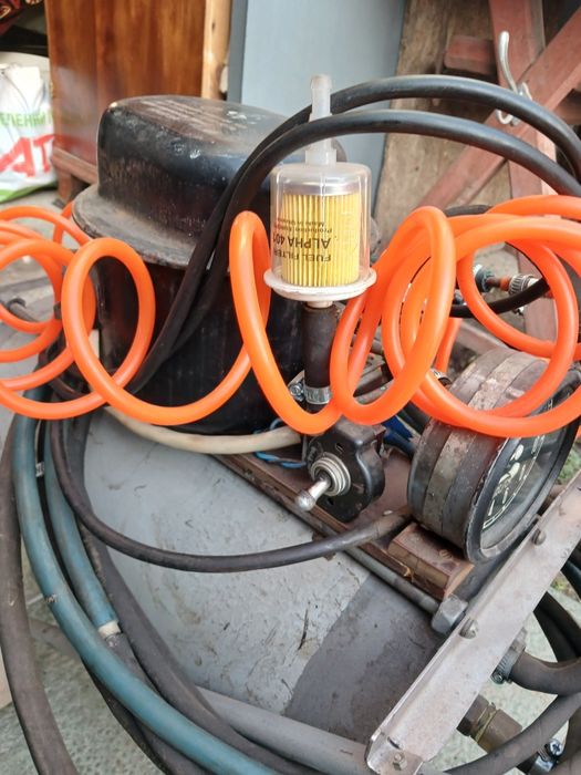 Продается компресор