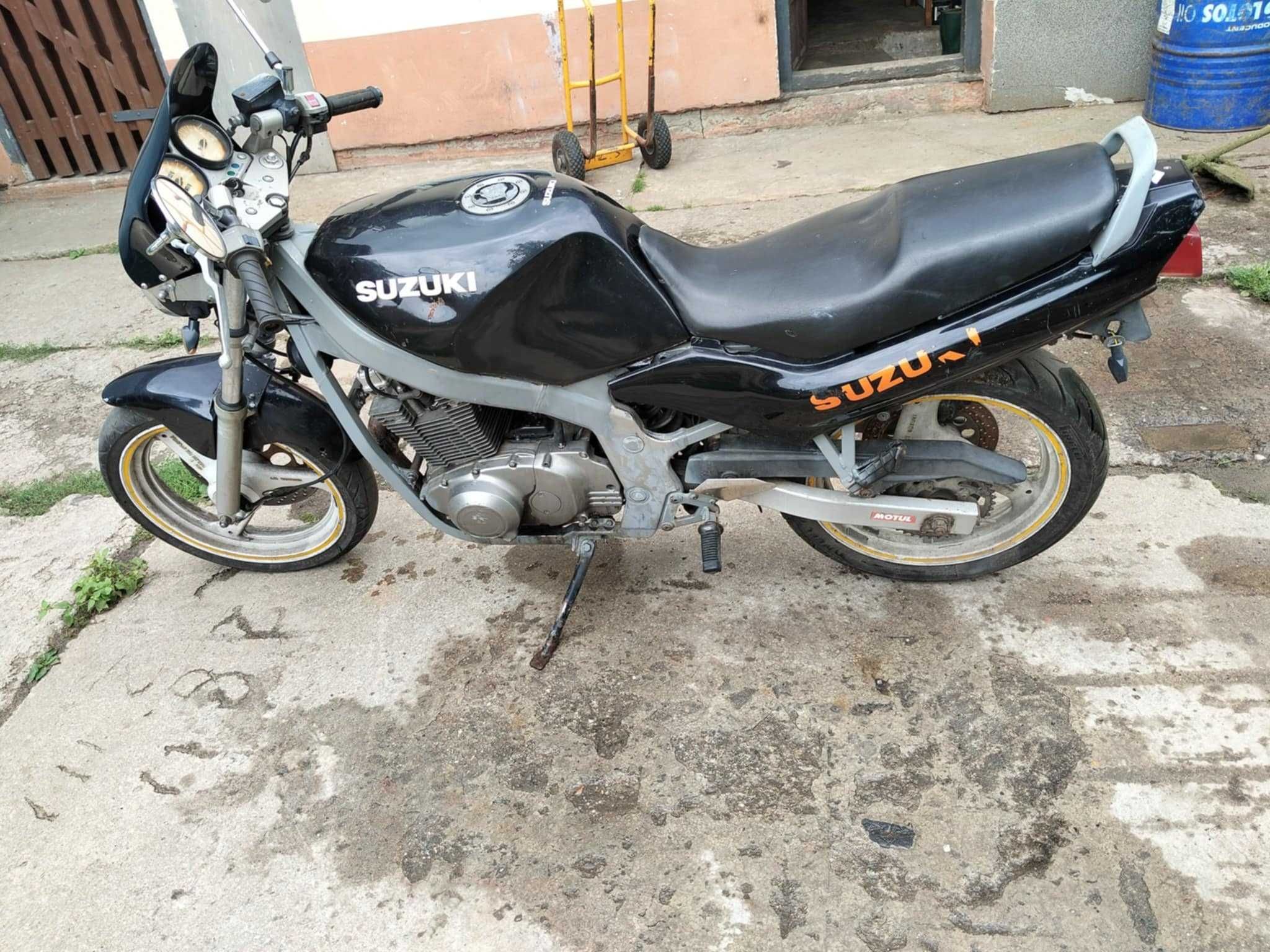 Sprzedam motocykl Suzuki GS 500 naked (na części)