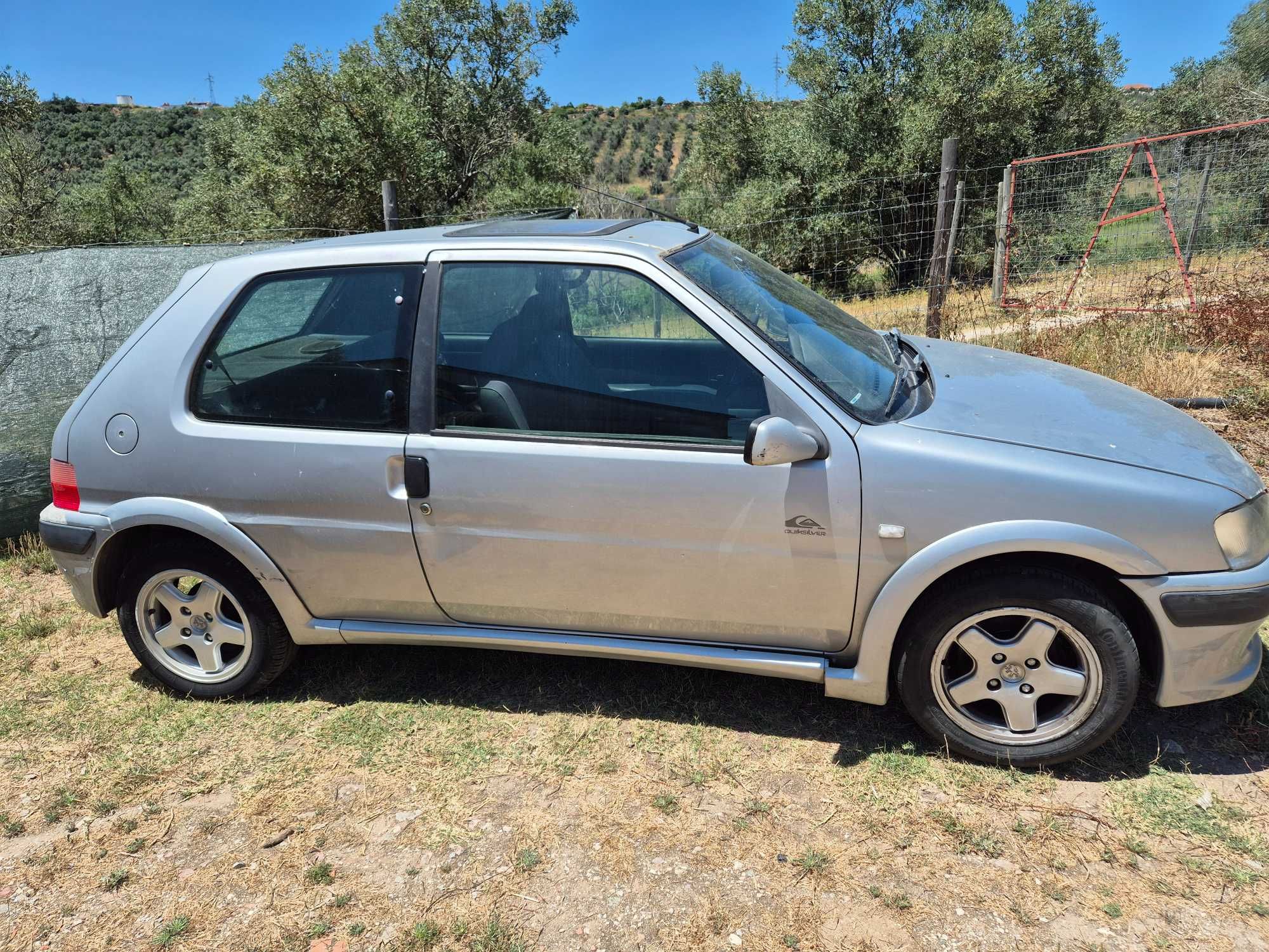 peugeot 106 quicksilver 1999- Acidentado