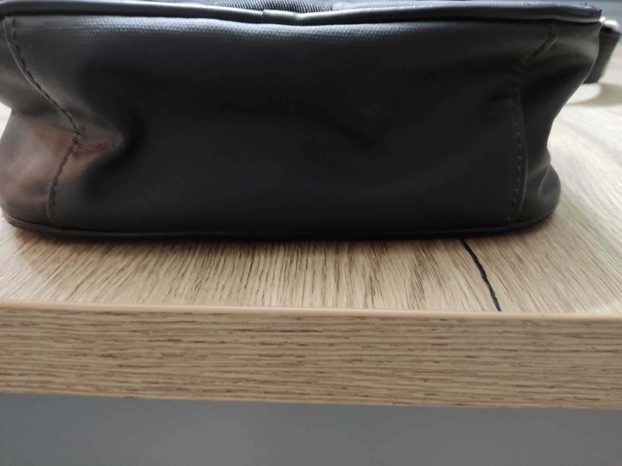 Torebka męska listonoszka Tommy Hilfiger