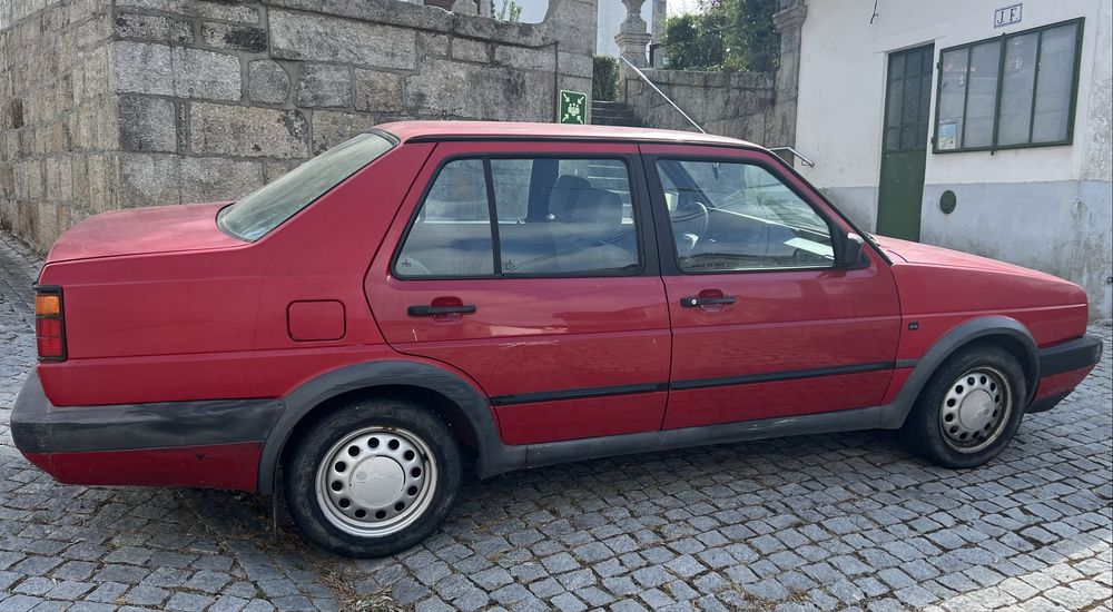 Carro VW Jetta em otima condição