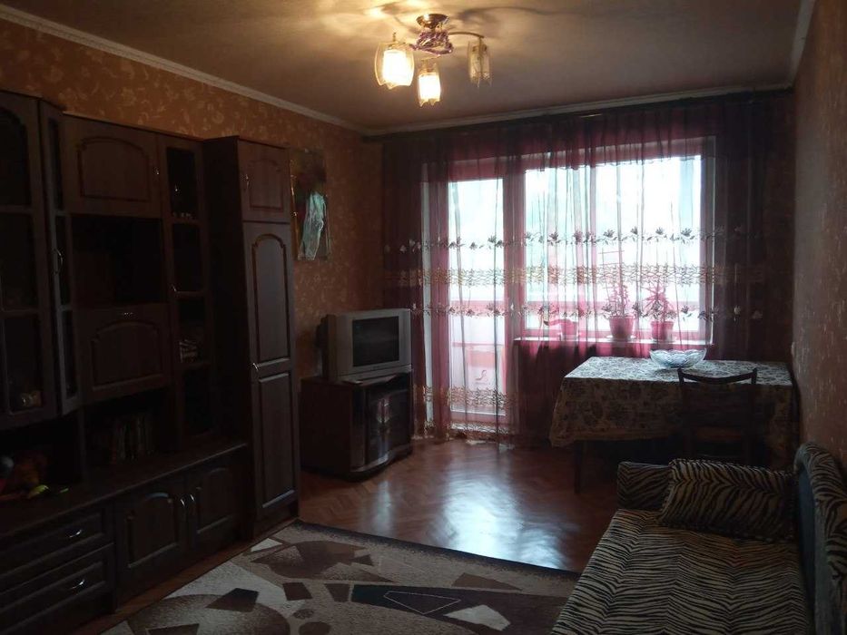 Сдам недорогую двухкомнатную на Салтовском шоссе