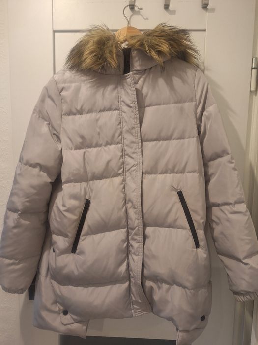 Kurtka zimowa Stradivarius