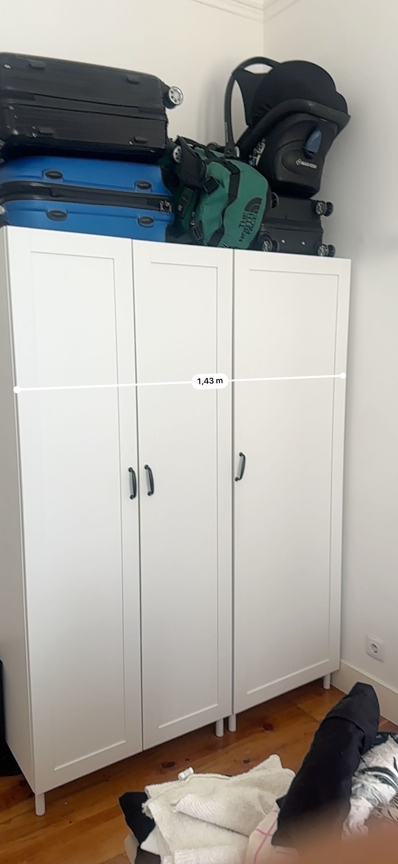 Guarda roupa 3 portas