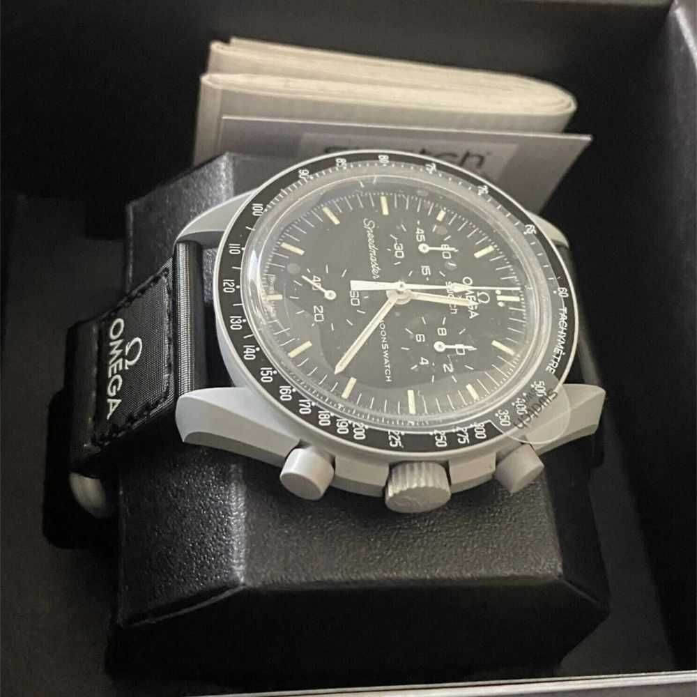Omega x Swatch SO33M100 – Oficjalny Model Moon