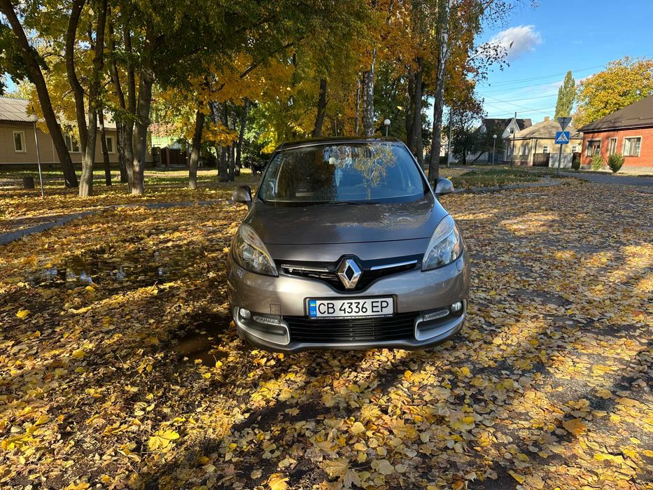 Продам Renault Scenic 2013 року