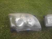 Lampy przednie Toyota Avensis T25