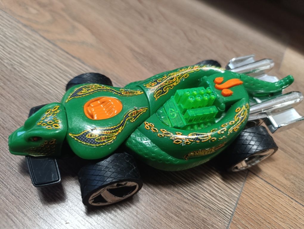 Autko Hot wheels Turboa Kobra z napędem bdb