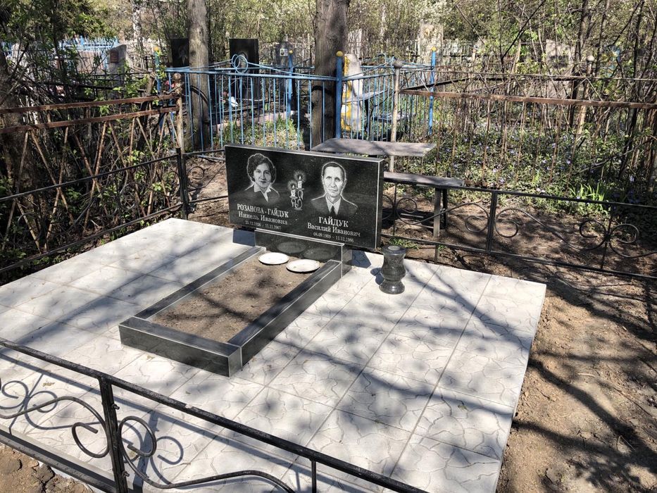 Памятники гранитные