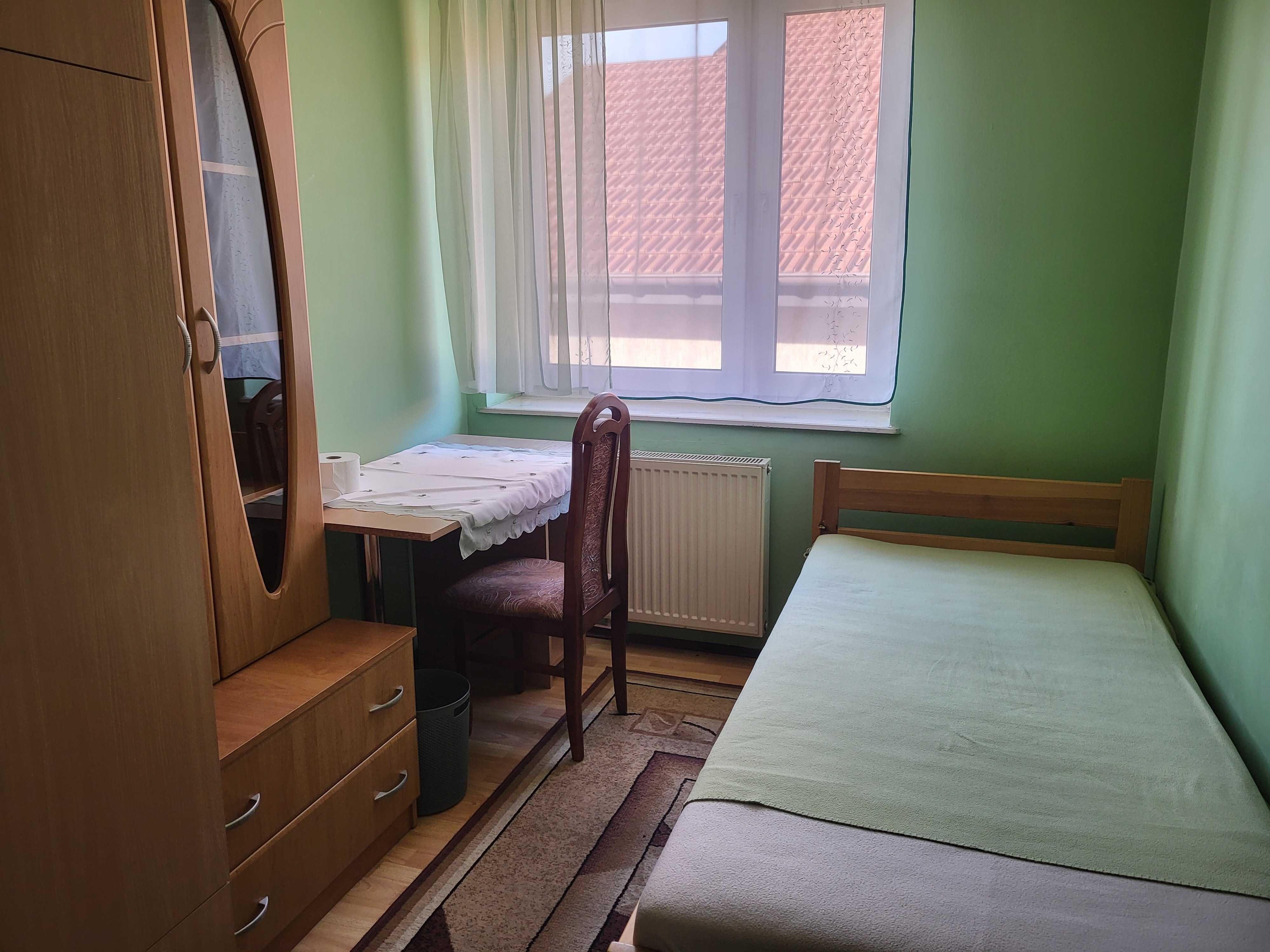 Wynajmę pokój dla  uczniów szkół  średnich studentów i pracujących
