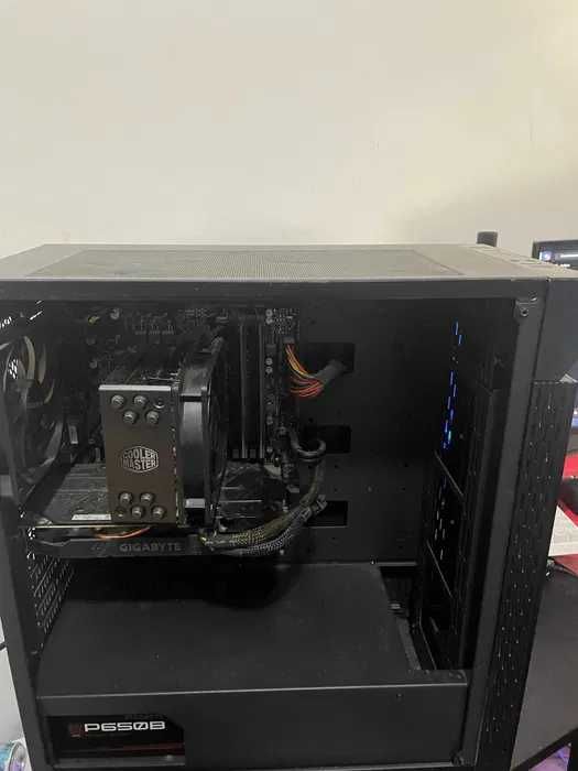 PC Gamer I5-10400f + GTX 1660 SUPER