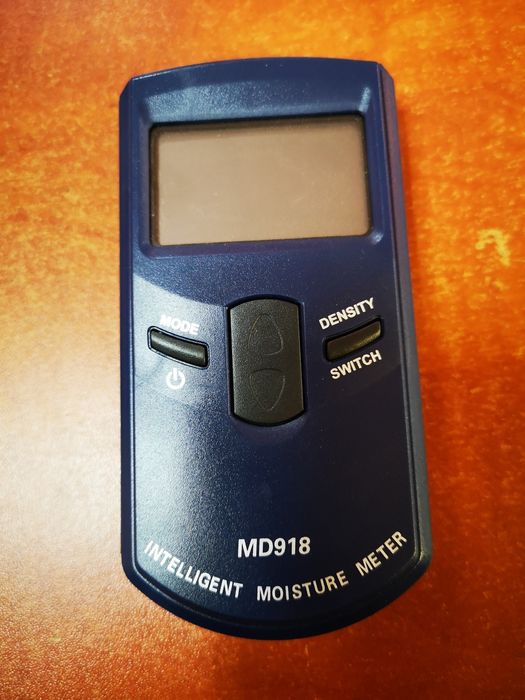 Miernik wilgotności drewna, cyfrowy miernik