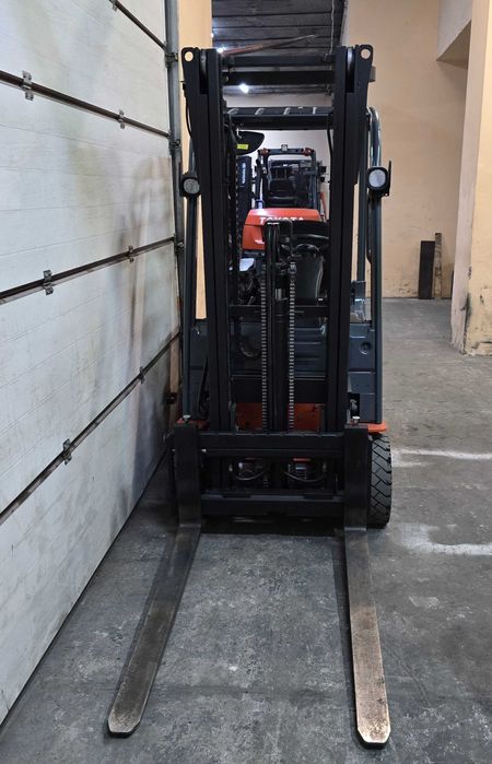 Навантажувач вилковий, електричний Toyota 1.8 тонн Li-ion