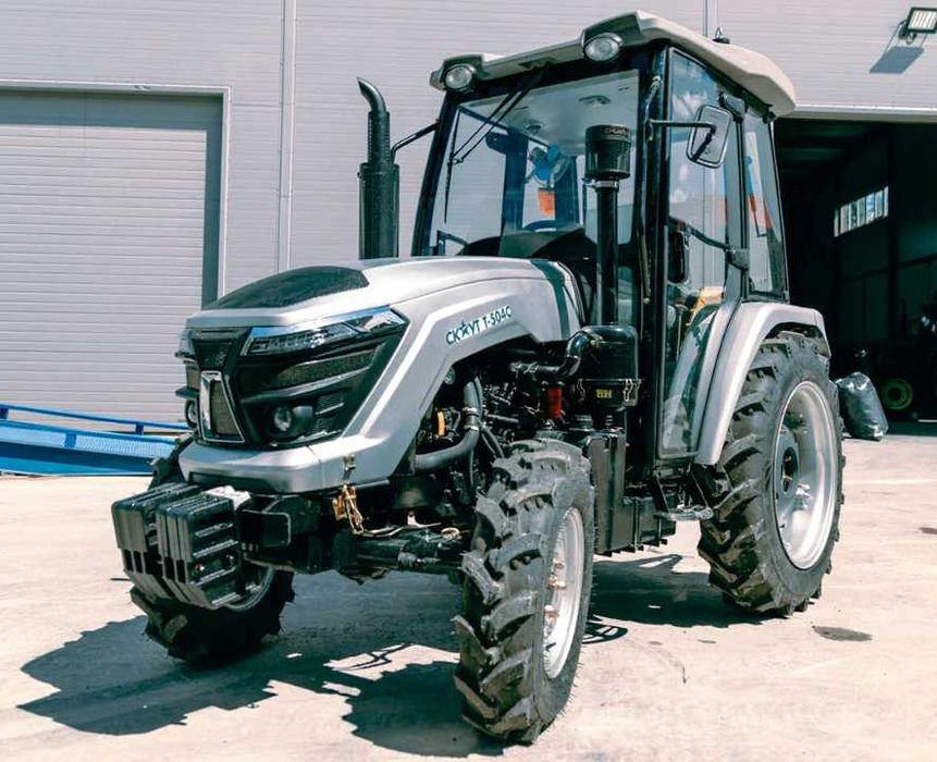 Мінітрактор / трактор Скаут ТЕ-504 С 4х4 реверс, 50 к.с. кондиціонер