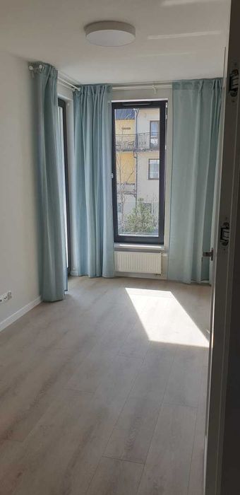 Trzypokojowe mieszkanie z miejscem postojowym w centrum Gdańska