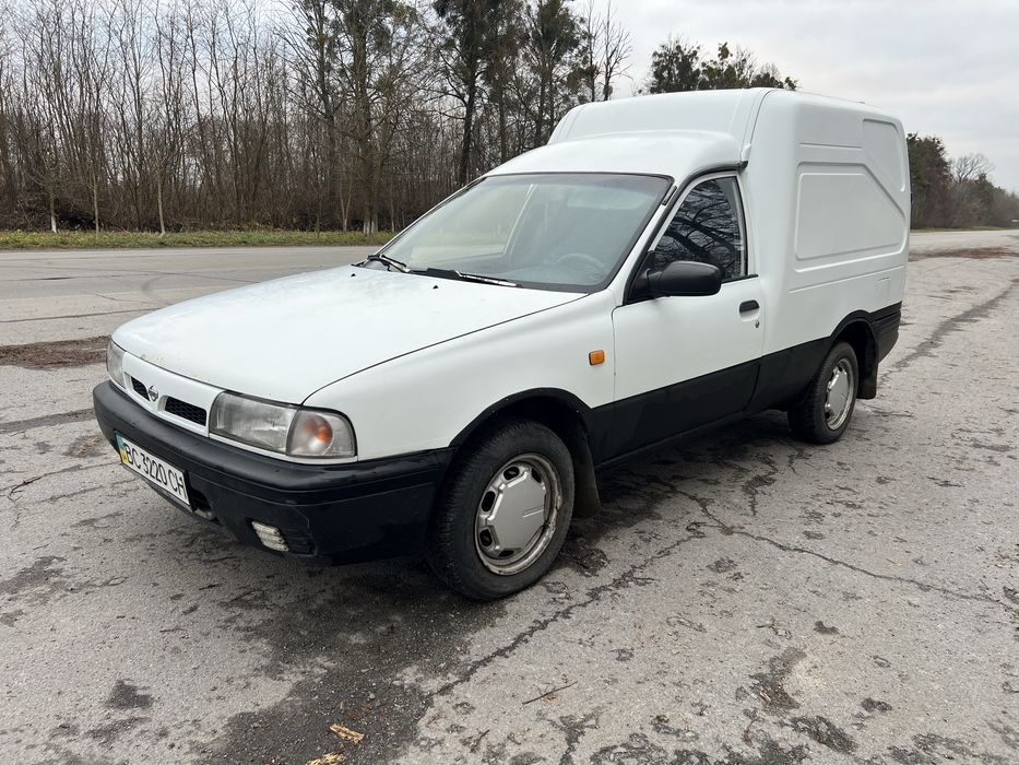 NISSAN SUNNY 1996 Хороший автомобіль