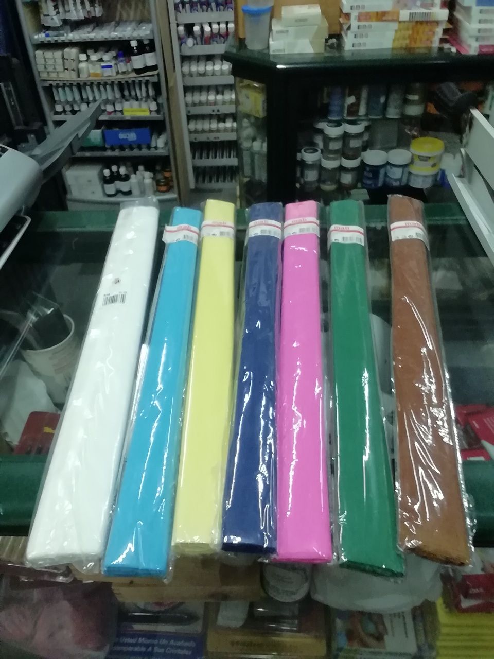 Lote de 300 folhas de papel crepe, novo