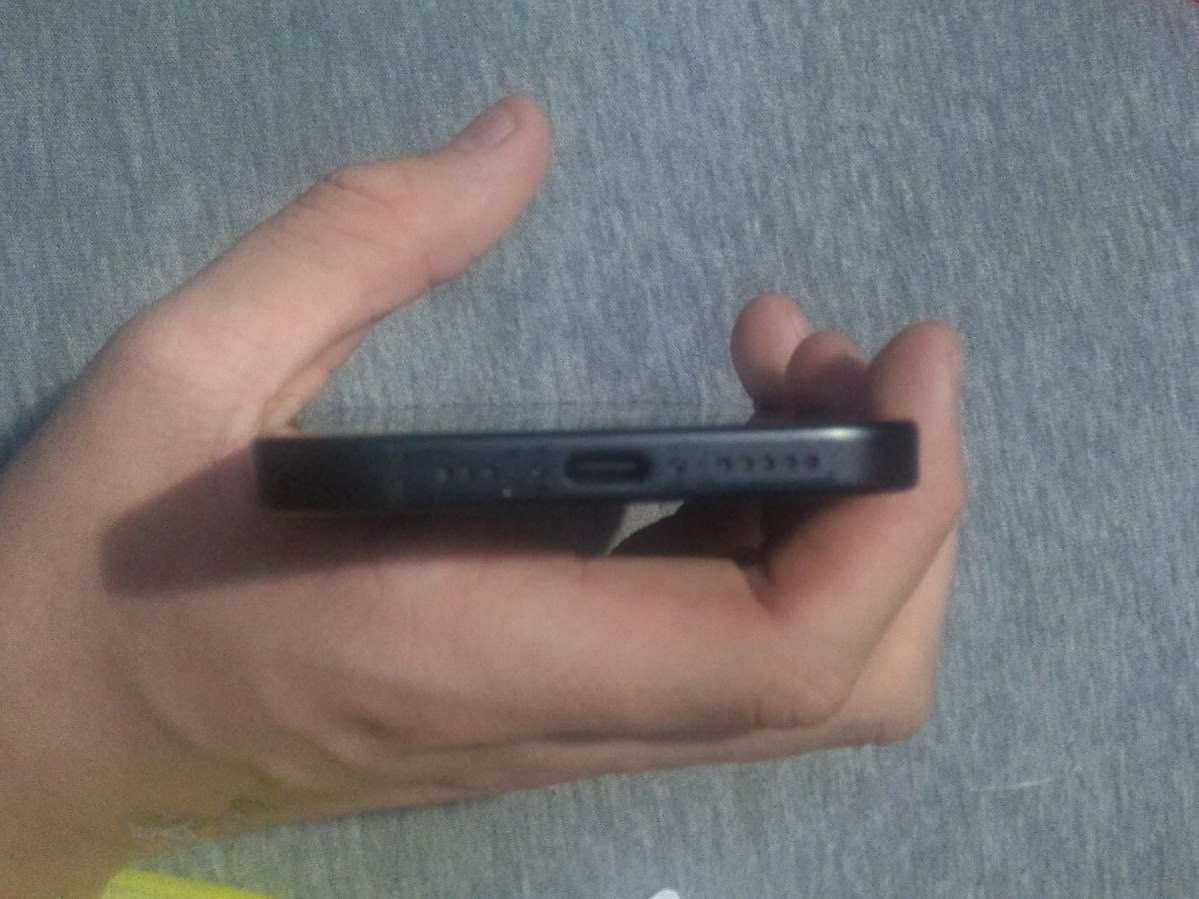 iphone 15 stan bardzo dobry