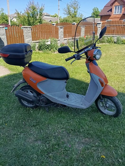 SUZUKI скутер в гарному стані